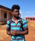 Rencontre Homme Madagascar à ANTSIRANANA : Tommy françois, 22 ans